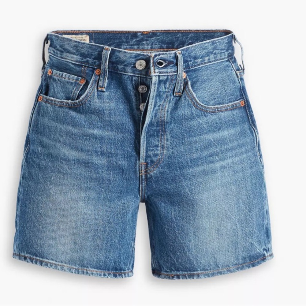 501 Mid Thigh Levi Shorts Medium Wash